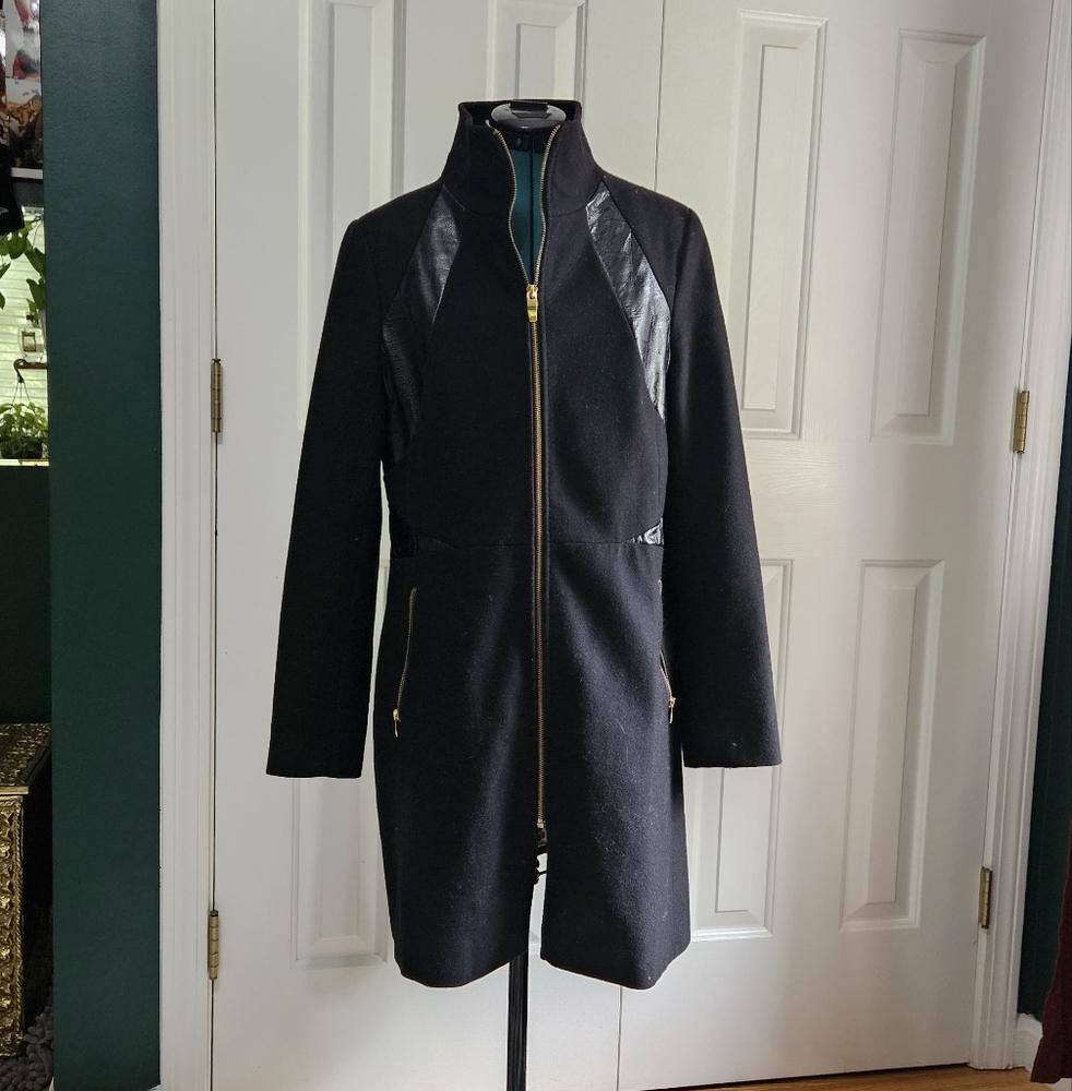 Via spiga wool coat with leather accent.